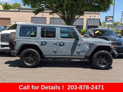 Used 2024 Jeep Wrangler Unlimited Sport AWD/4WD image 2