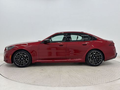 New 2026 BMW M5 w/ Executive Package AWD/4WD image 2