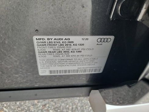 Used 2021 Audi SQ5 Premium Plus w/ Premium Plus Package image 31