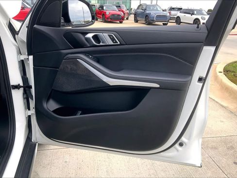Certified 2023 BMW X5 xDrive40i w/ Premium Package image 26