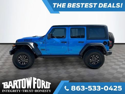 Used 2025 Jeep Wrangler Willys image 8