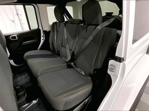 Used 2025 Jeep Wrangler Unlimited Sahara w/ Safety Group image 24