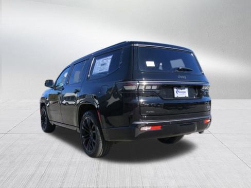 New 2026 Jeep Grand Wagoneer Summit w/ Rear Seat Video Group I image 5