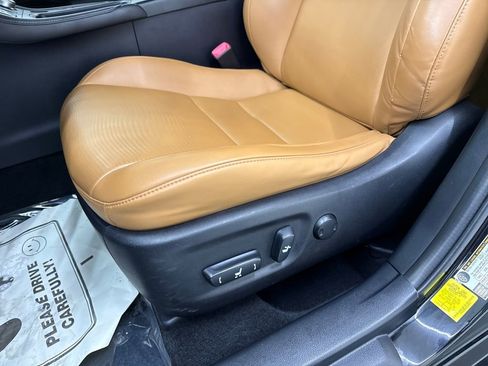 Used 2012 Lexus CT 200h image 12