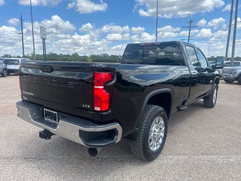 New 2026 Chevrolet Silverado 3500 LTZ w/ LTZ Premium Texas Edition AWD/4WD image 6