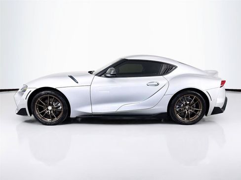 Used 2022 Toyota Supra w/ Safety & Technology Package RWD image 6