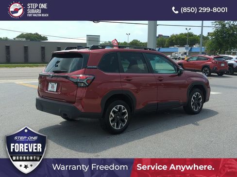 Certified 2026 Subaru Forester Premium w/ Premium/Limited Package AWD/4WD image 7