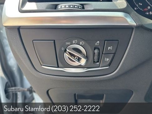 Used 2024 BMW X4 M40i w/ Premium Package image 28