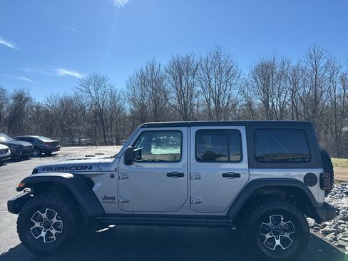Used 2021 Jeep Wrangler Unlimited Rubicon image 2