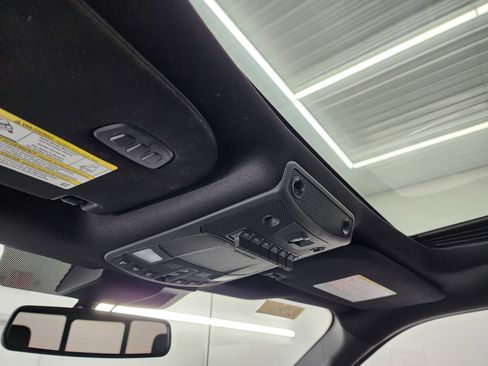 Used 2022 Ford F350 Platinum image 13