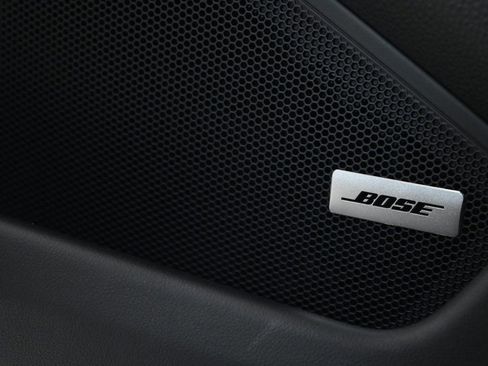 Used 2025 Porsche 911 Carrera w/ Sport Chrono Package image 19