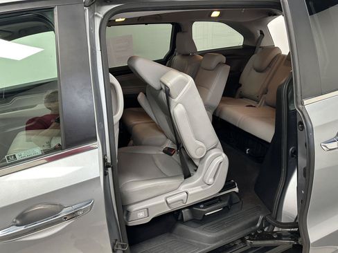 Certified 2024 Honda Odyssey EX-L image 30