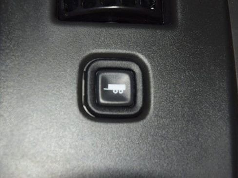 New 2025 Chevrolet Express 4500 w/ Power Convenience Package RWD image 19
