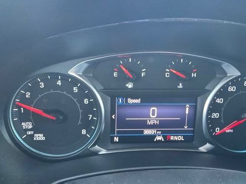 Used 2023 Chevrolet Equinox LT FWD image 10