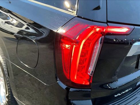 Used 2023 GMC Yukon Denali image 30