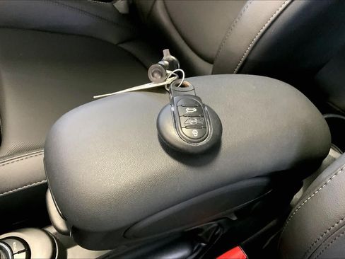 Used 2024 MINI Cooper S FWD image 14