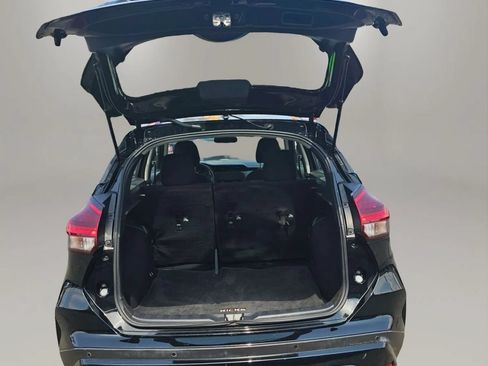 Used 2022 Nissan Kicks SV FWD image 30