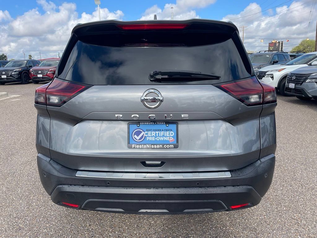 Used 2021 Nissan Rogue S FWD image 6