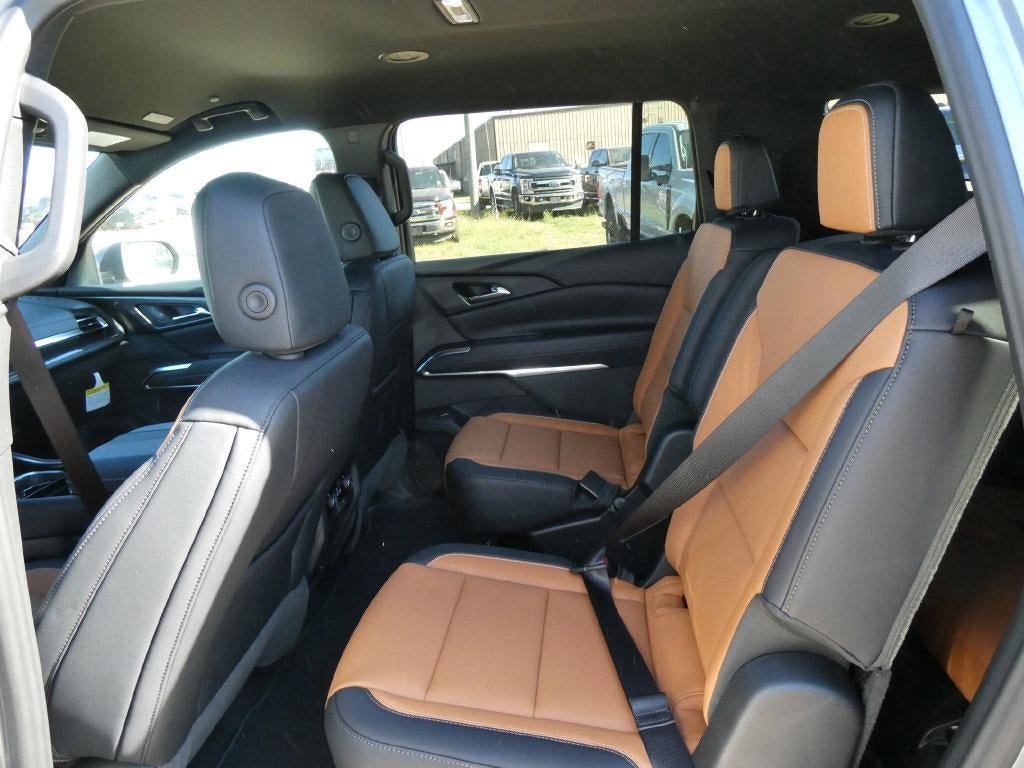 New 2027 Chevrolet Traverse Z71 AWD/4WD image 13