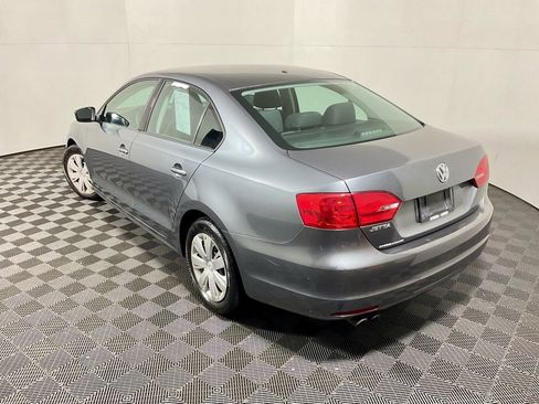 Used 2011 Volkswagen Jetta Sedan image 7