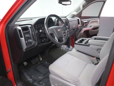 Used 2018 Chevrolet Silverado 1500 LT w/ All Star Edition image 13