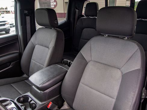 Used 2023 Chevrolet Colorado Trail Boss image 24