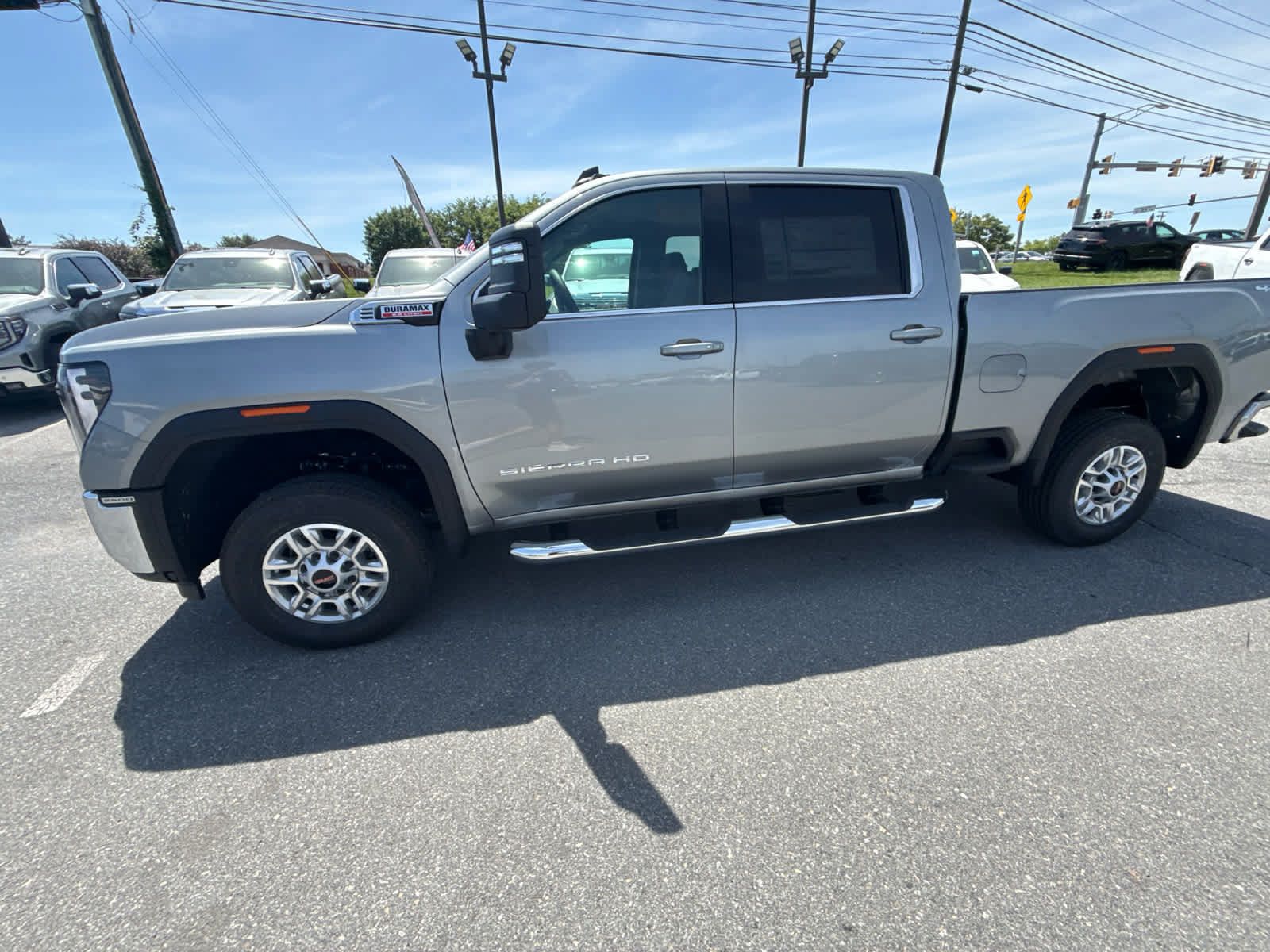 New 2026 GMC Sierra 2500 SLE w/ SLE Value Package; AWD/4WD image 4