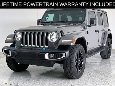 Used 2023 Jeep Wrangler Unlimited Sahara AWD/4WD image 14