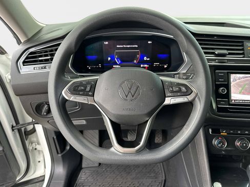 Used 2022 Volkswagen Tiguan S image 26