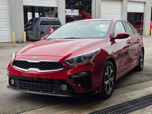 Used 2019 Kia Forte LXS image 3