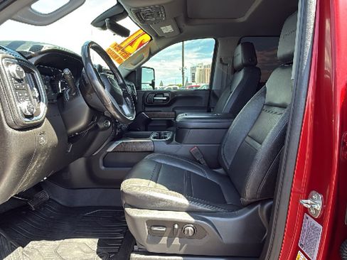 Used 2021 GMC Sierra 2500 Denali w/ Denali Ultimate Package AWD/4WD image 28