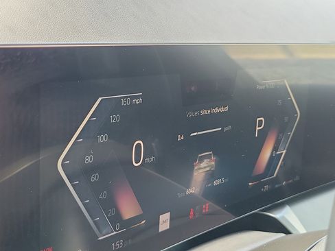 Used 2025 BMW X3 xDrive30i w/ Premium Package image 28