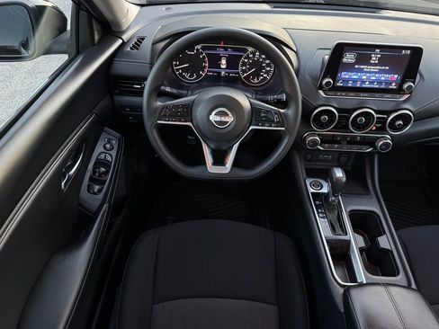Used 2024 Nissan Sentra SV image 18