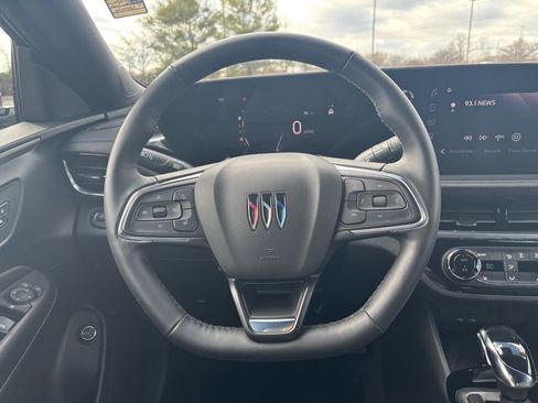 Used 2024 Buick Envista Sport Touring w/ Convenience I Package image 25