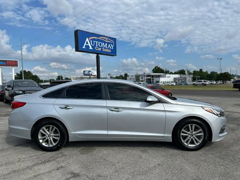 Used 2015 Hyundai Sonata SE w/ Option Group 09 FWD image 5