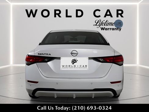 Used 2025 Nissan Sentra SV FWD image 4
