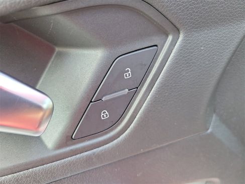 Used 2021 Audi Q3 2.0T Premium w/ Convenience Package image 22