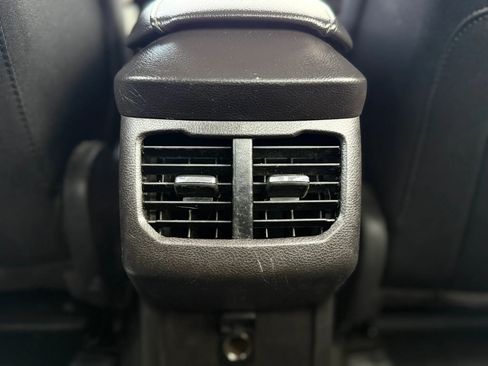 Used 2016 Ford Fusion SE FWD image 31