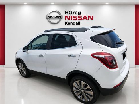 Used 2019 Buick Encore Preferred FWD image 2