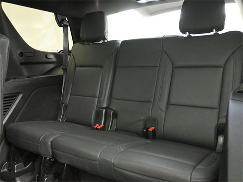 Used 2023 Chevrolet Tahoe Z71 w/ Luxury Package image 25