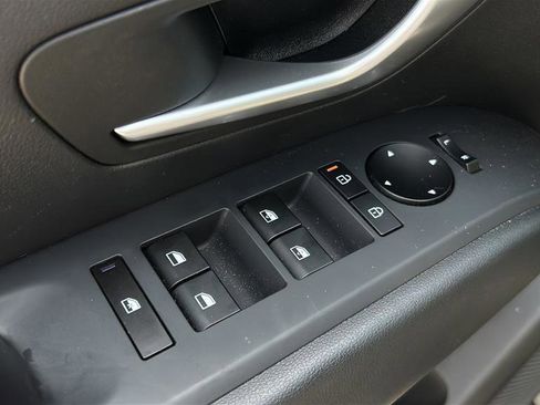 Used 2025 Hyundai Santa Cruz SEL image 12