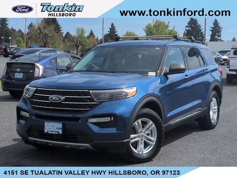 Used 2021 Ford Explorer XLT w/ Equipment Group 202A AWD/4WD image 1