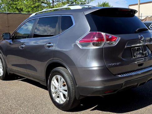 Used 2016 Nissan Rogue SV w/ SV Premium Package AWD/4WD image 5