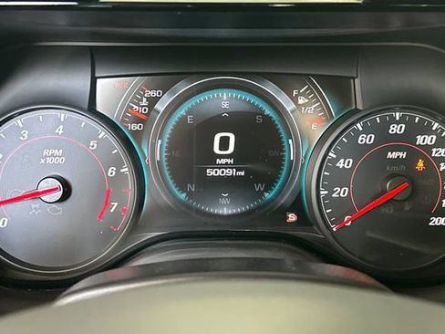 Used 2018 Chevrolet Camaro SS RWD image 27