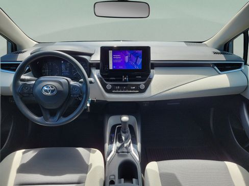 Used 2024 Toyota Corolla LE FWD image 11