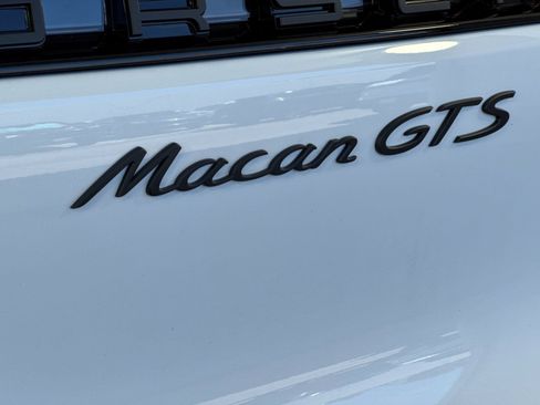 New 2026 Porsche Macan GTS AWD/4WD image 34