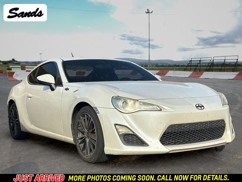 Used 2013 Scion FR-S RWD image 1