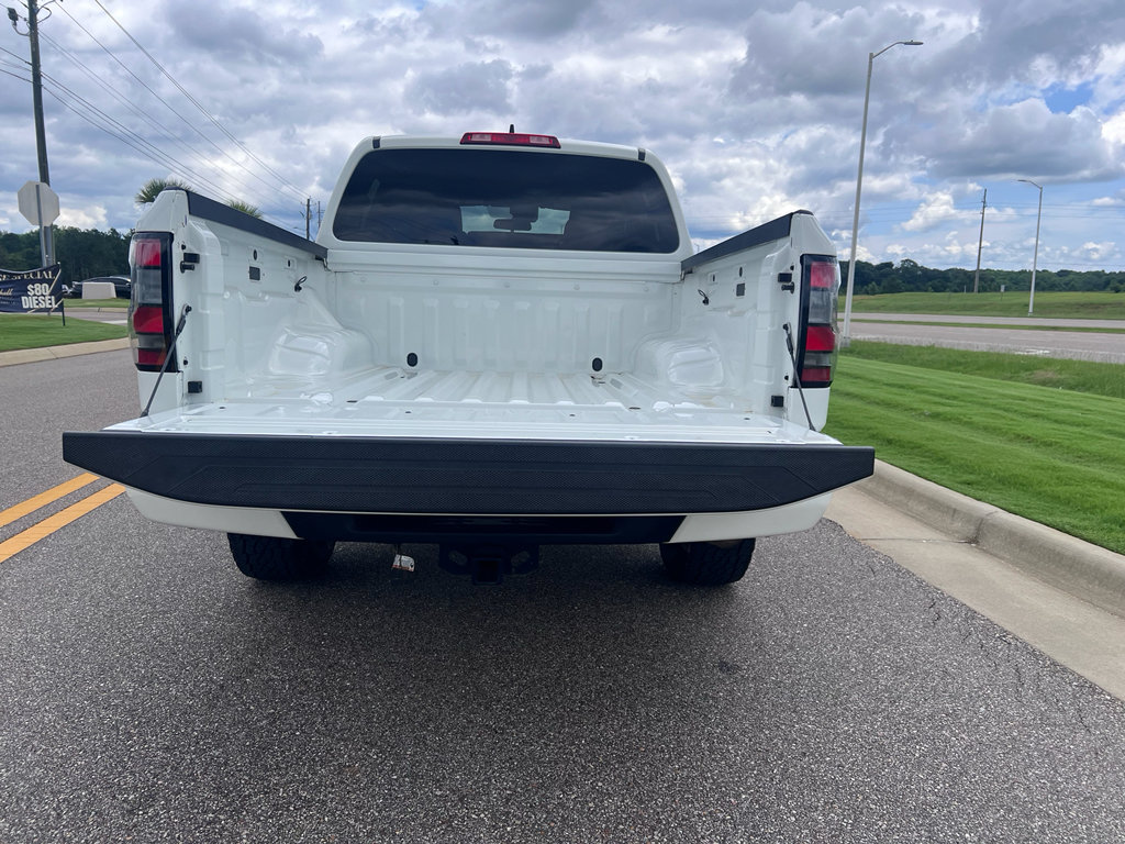 Used 2023 Nissan Frontier SV w/ Midnight Edition Package RWD image 8