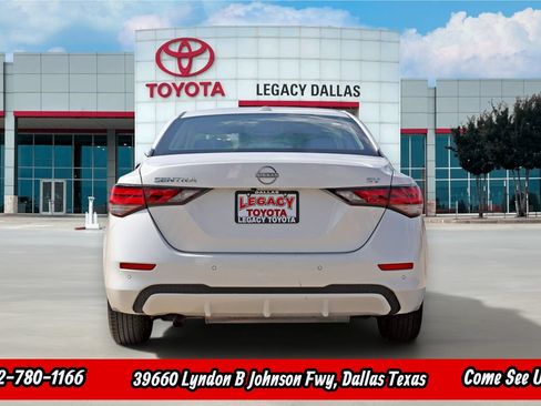 Used 2024 Nissan Sentra SV FWD image 8