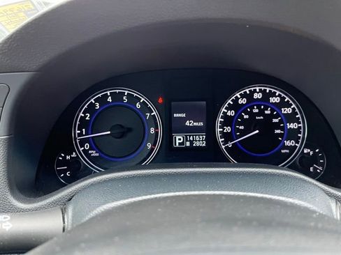 Used 2011 INFINITI G37 X Sport Appearance Edition w/ Premium Pkg image 19